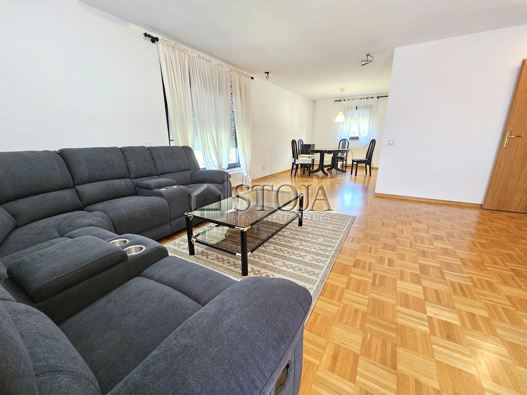 Location: Ljubljana Surroundings, Mengeš, Mengeš