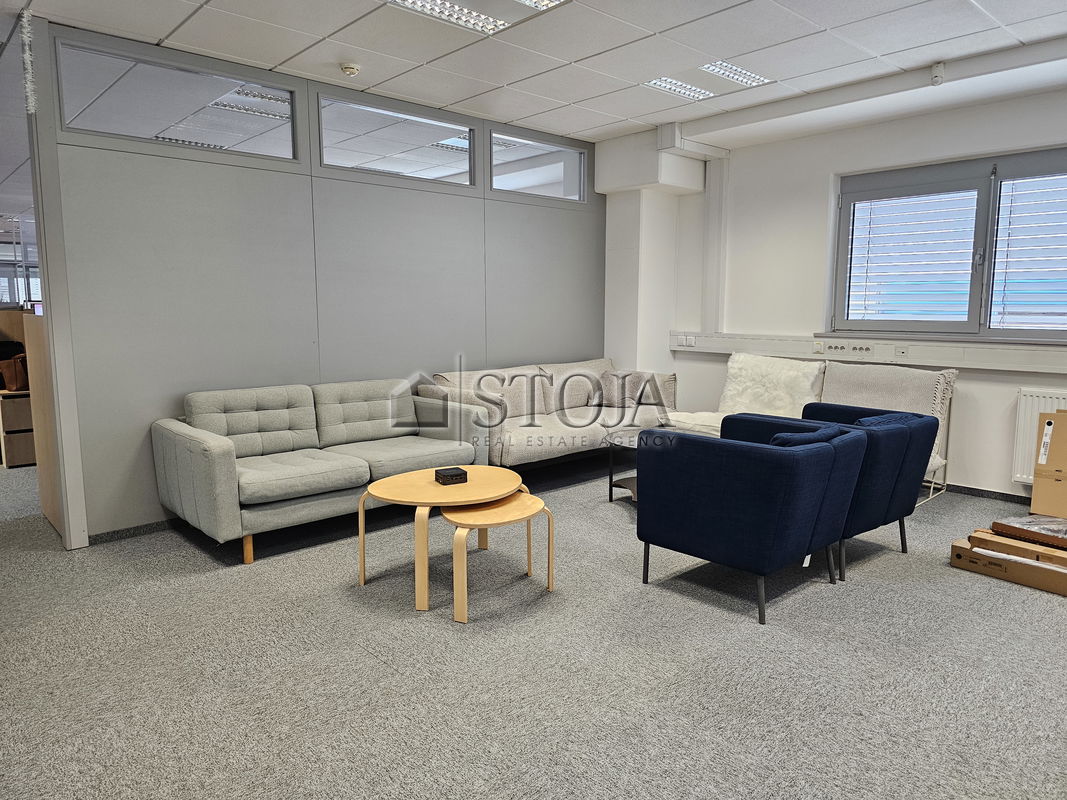 Lokacija: Ljubljana okolica, Trzin, Trzin