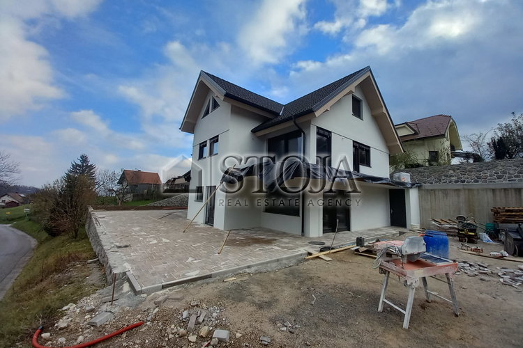 Location: Ljubljana okolica, Vrhnika, Vrhnika