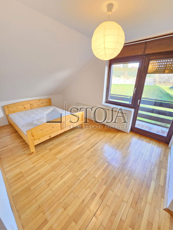 Location: Ljubljana City, Šiška, Tacen