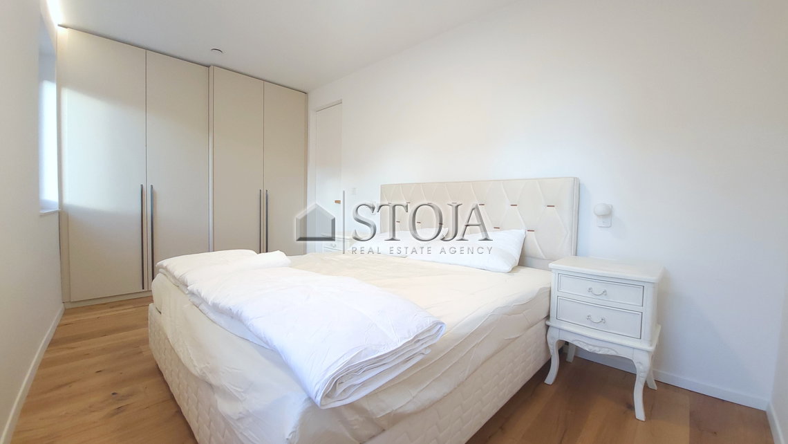 Location: Ljubljana mesto, Center, Vodmat