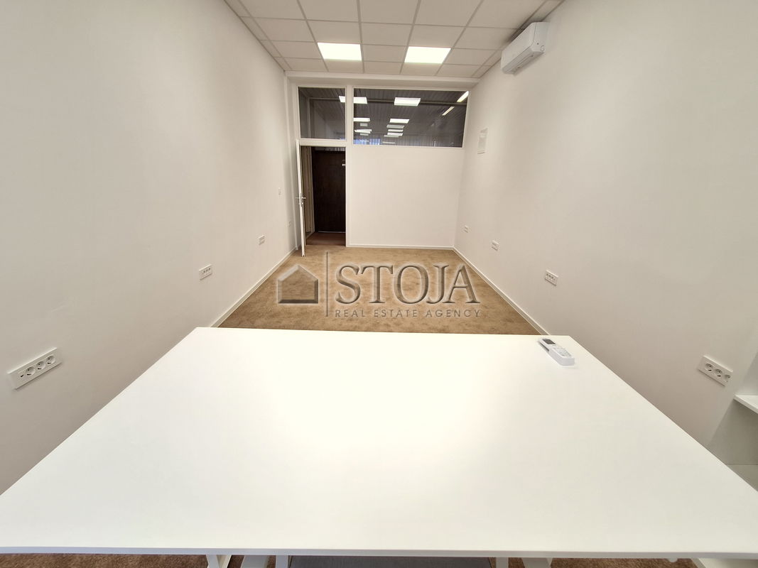 Location: Ljubljana City, Šiška, Stegne