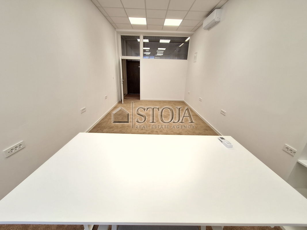 Location: Ljubljana City, Šiška, Stegne
