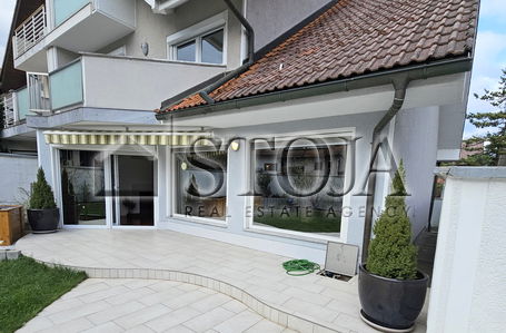 Location: Ljubljana City, Šiška, Šmartno pod Šmarno goro