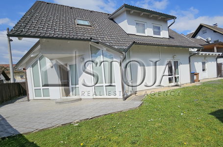 Location: Ljubljana City, Moste-Polje, Šmartno ob Savi