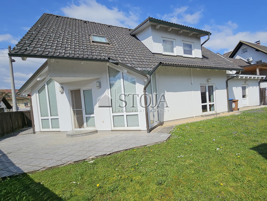 Location: Ljubljana City, Moste-Polje, Šmartno ob Savi