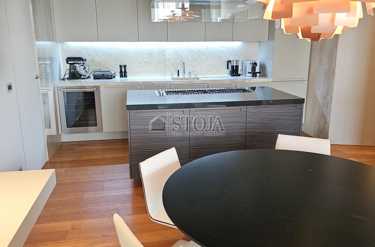 Lokacija: Ljubljana mesto, Bežigrad, Bežigrad