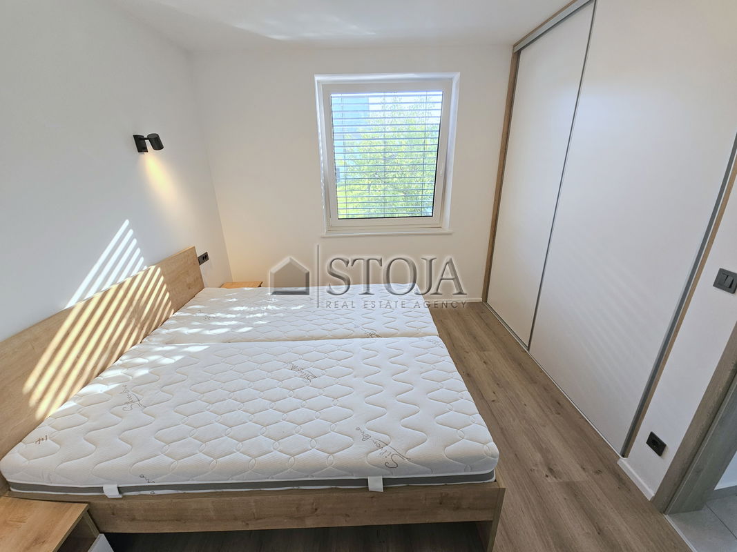 Lokacija: Ljubljana okolica, Grosuplje, Grosuplje