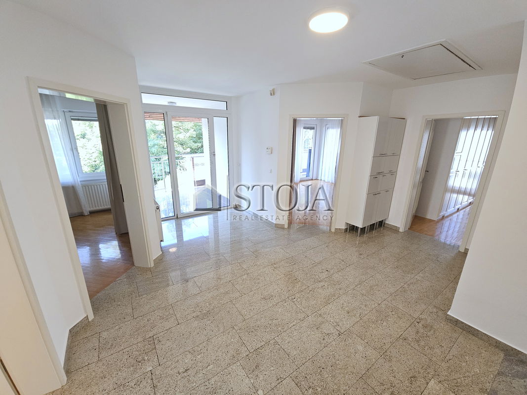 Location: Ljubljana City, Šiška, Brod