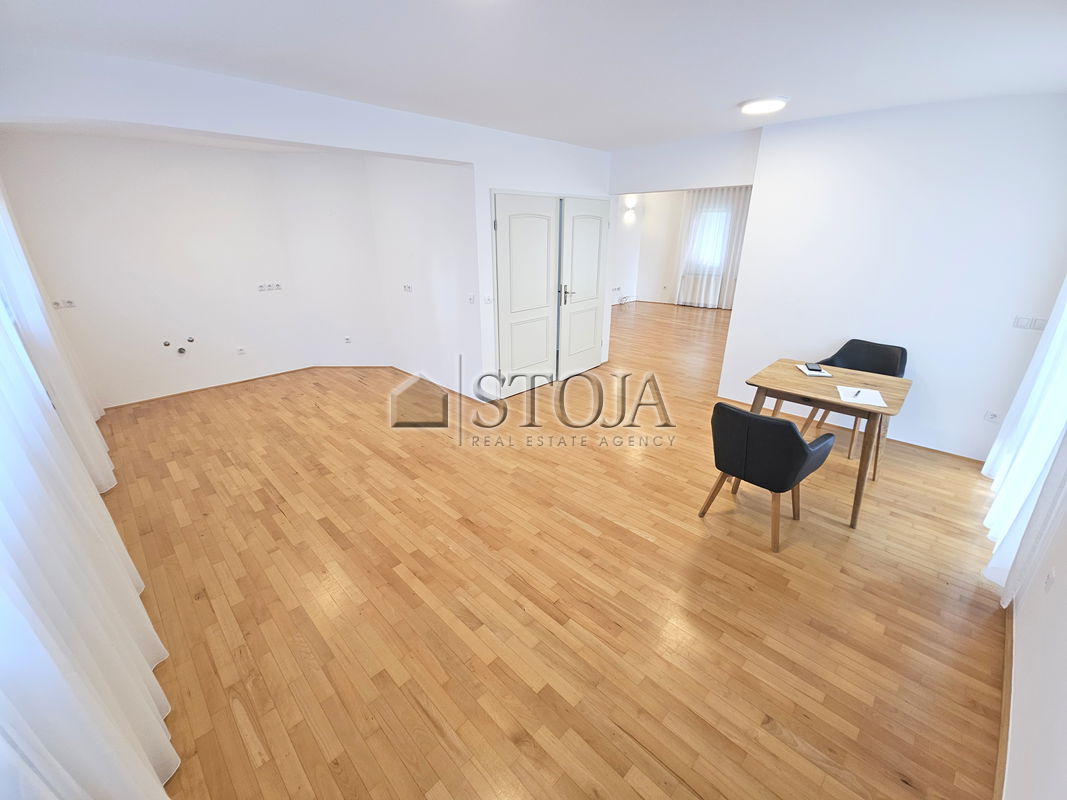 Location: Ljubljana City, Šiška, Brod