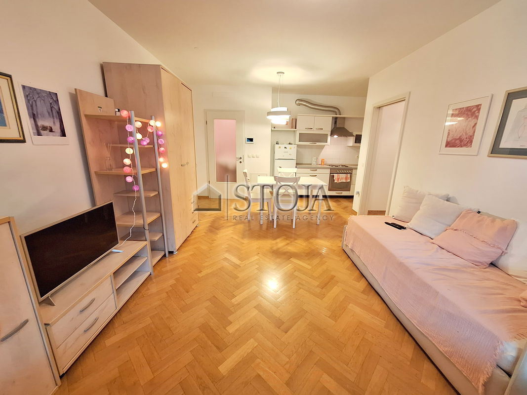Location: Ljubljana City, Bežigrad, Bežigrad