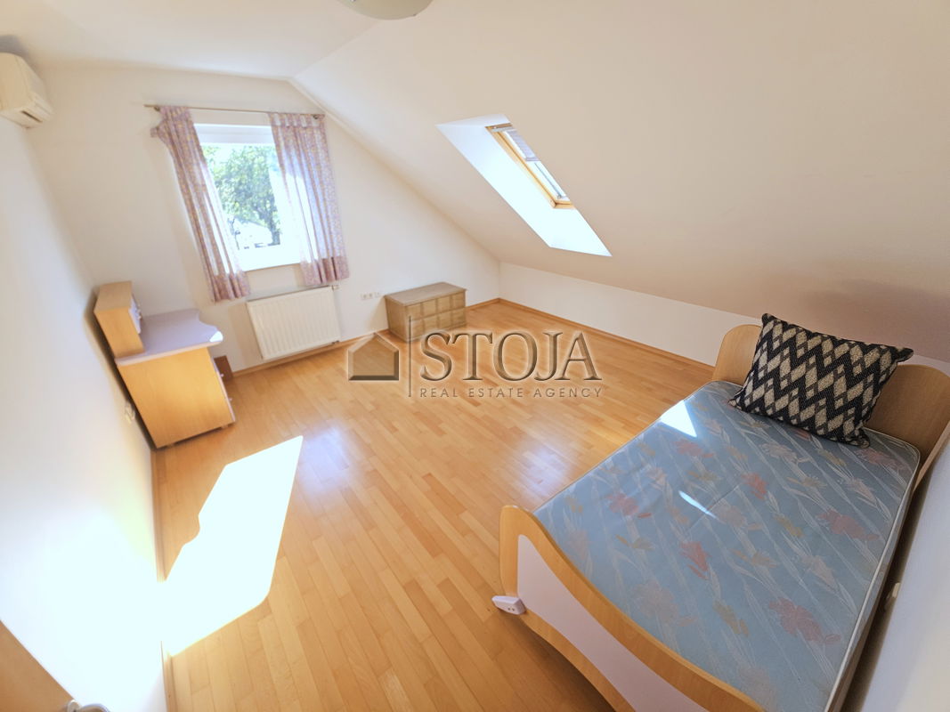 Location: Ljubljana City, Moste-Polje, Šmartno ob Savi