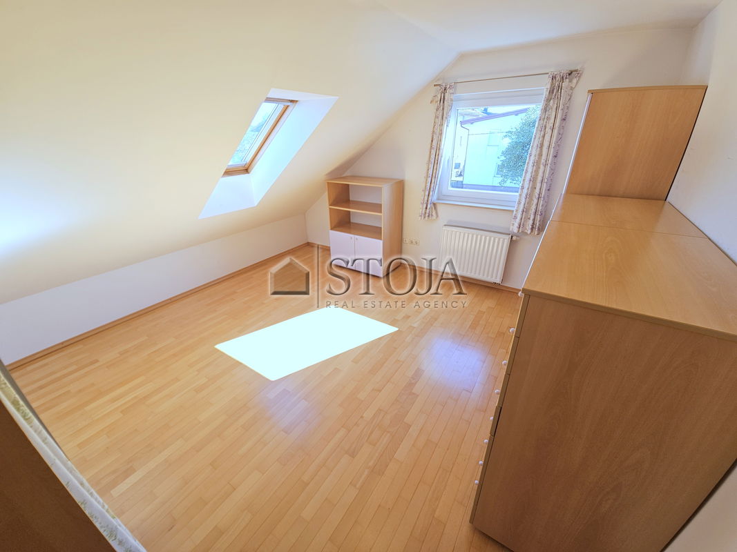 Location: Ljubljana City, Moste-Polje, Šmartno ob Savi