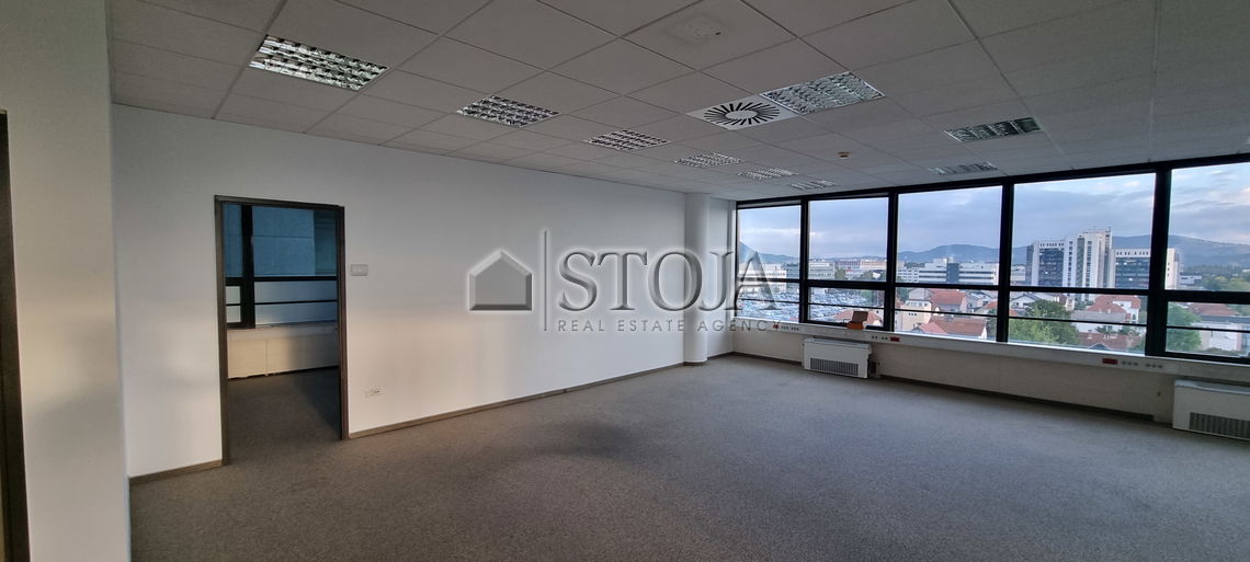 Location: Ljubljana City, Šiška, Šiška