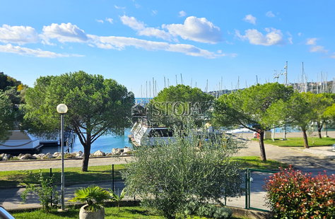Obalno - kraška, Piran, Portorož, Oddaja, Stanovanje, 2-sobno, 72.4 m<sup>2</sup>, 2008