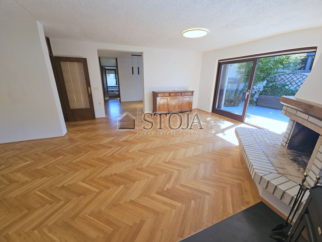 Lokacija: Ljubljana mesto, Šiška, Tacen