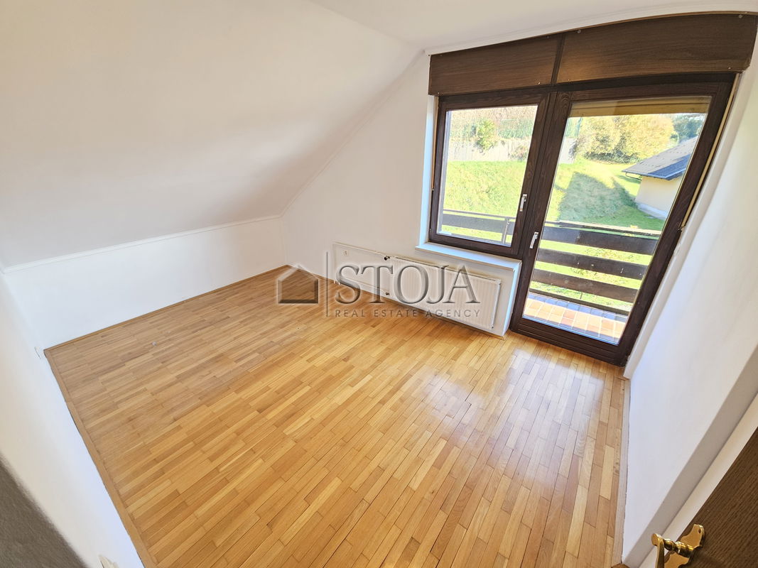 Lokacija: Ljubljana mesto, Šiška, Tacen