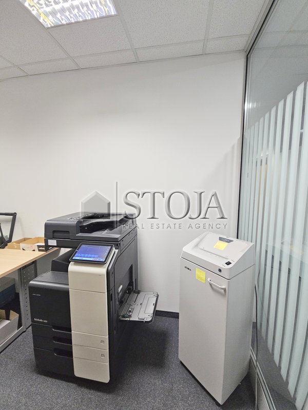 Lokacija: Ljubljana mesto, Moste-Polje, BTC