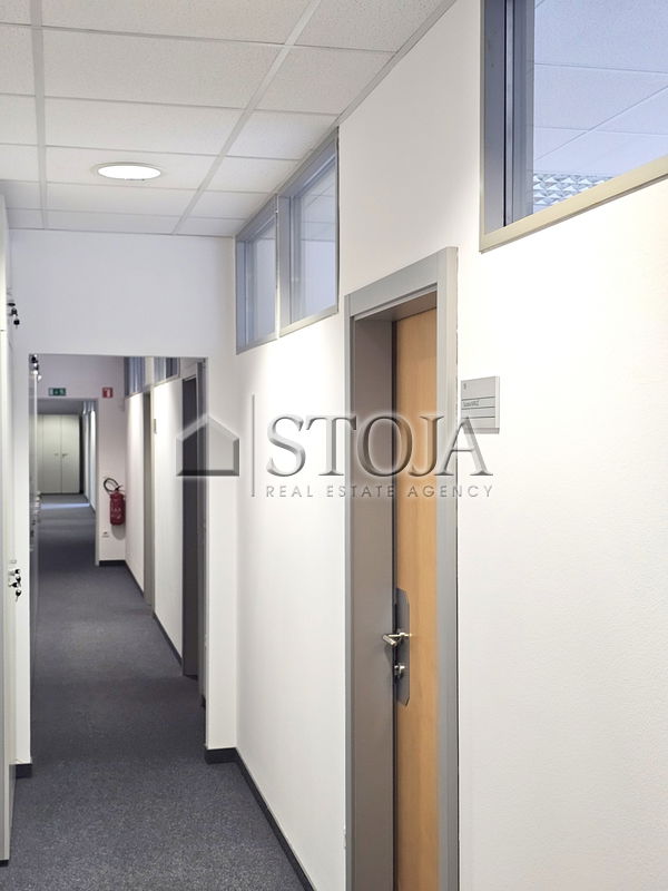 Lokacija: Ljubljana mesto, Moste-Polje, BTC