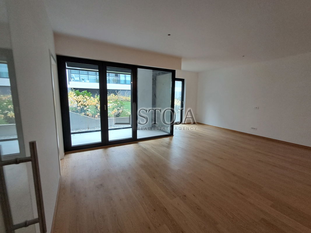 Lokacija: Ljubljana mesto, Center, Center