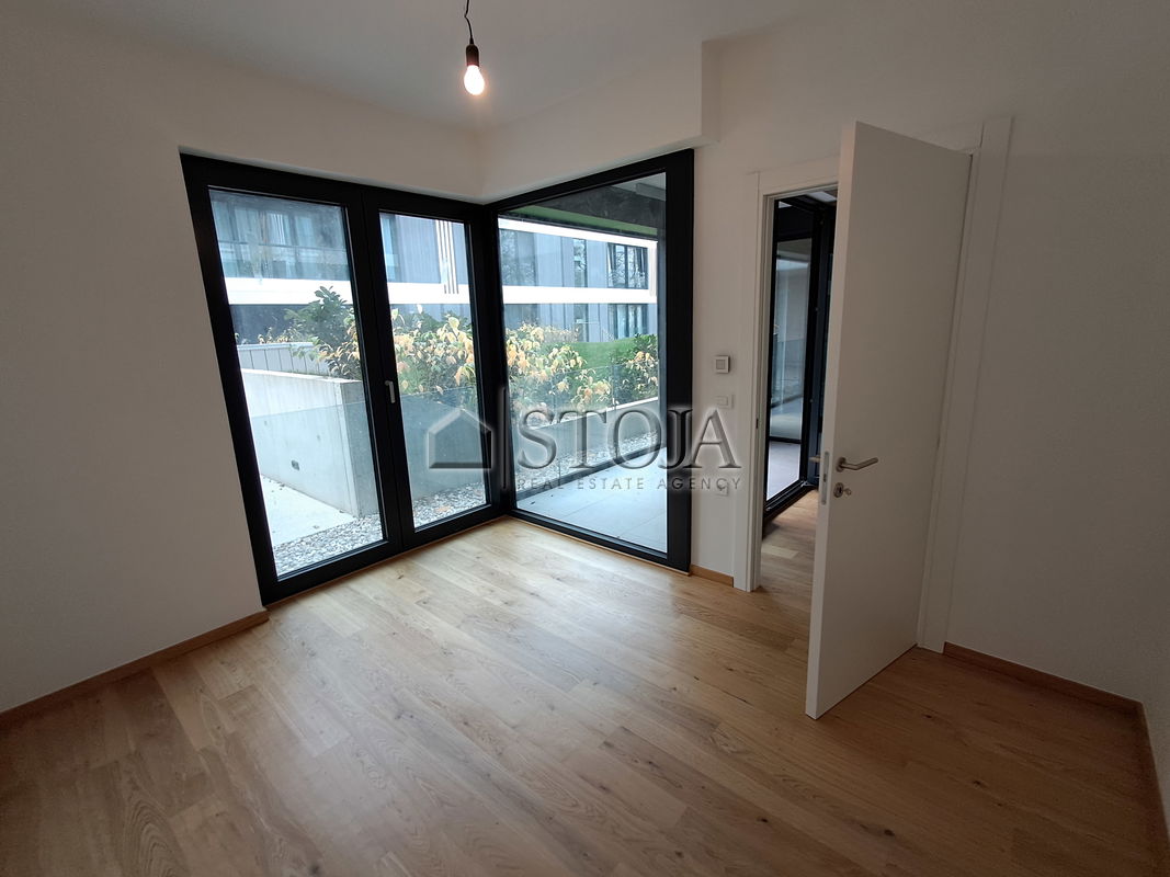 Lokacija: Ljubljana mesto, Center, Center