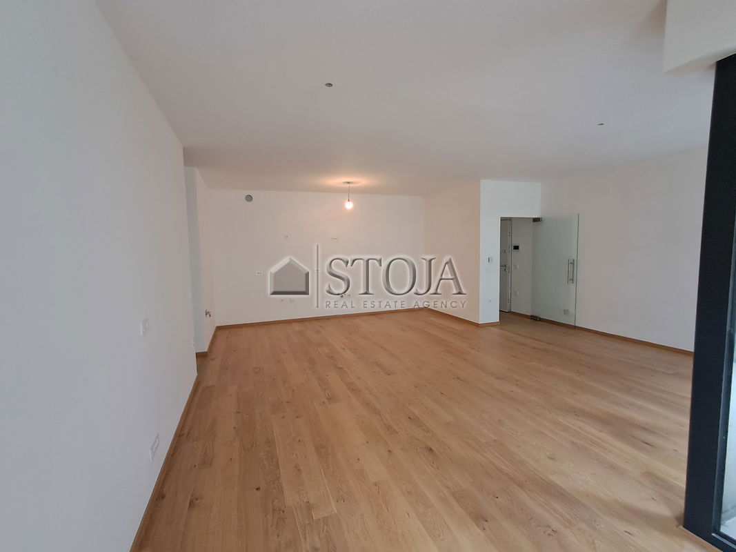 Lokacija: Ljubljana mesto, Center, Center