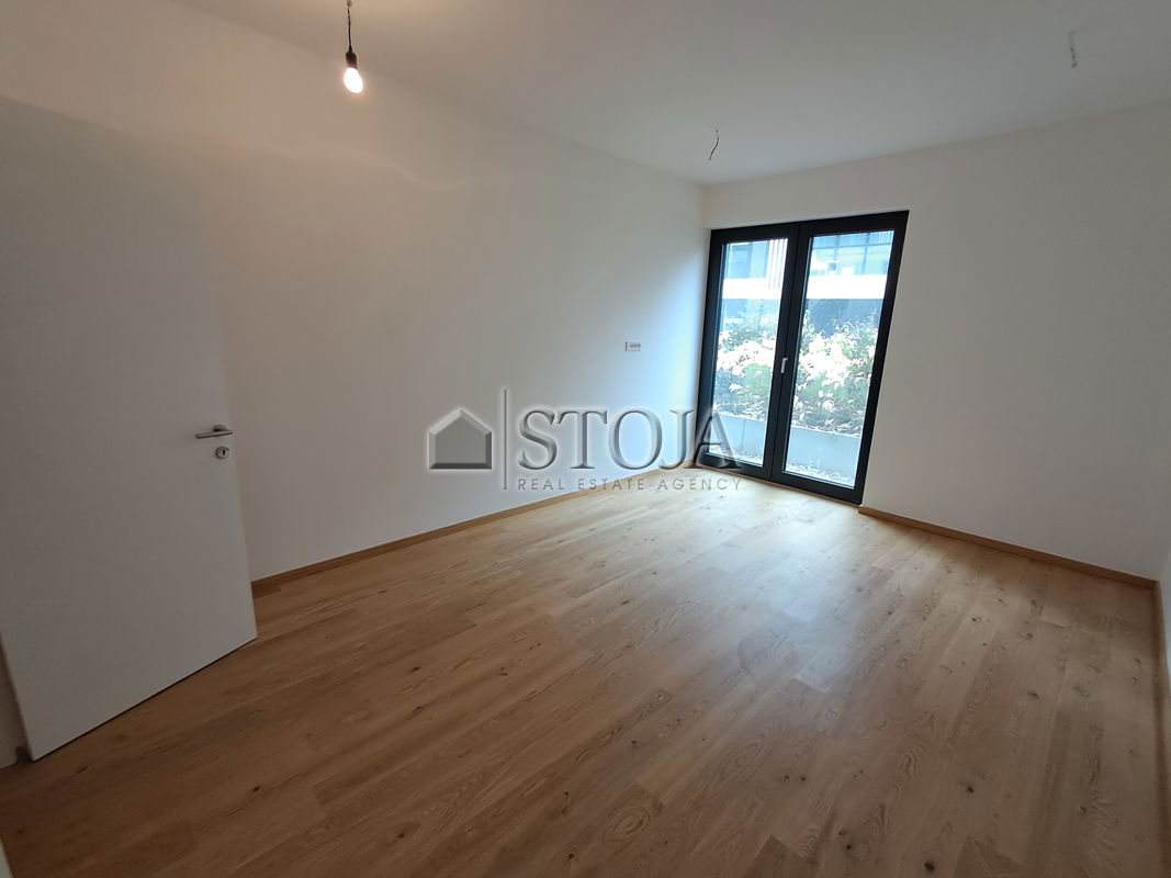 Lokacija: Ljubljana mesto, Center, Center