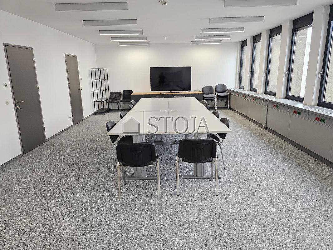 Location: Ljubljana City, Bežigrad, Bežigrad