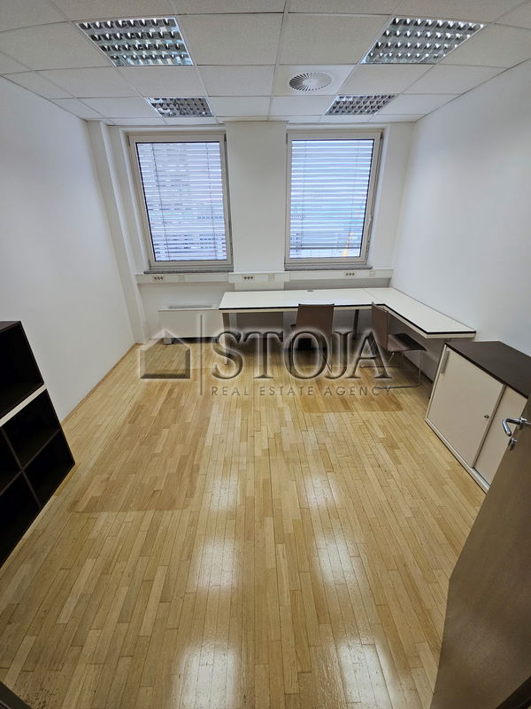 Lokacija: Ljubljana mesto, Šiška, Šiška