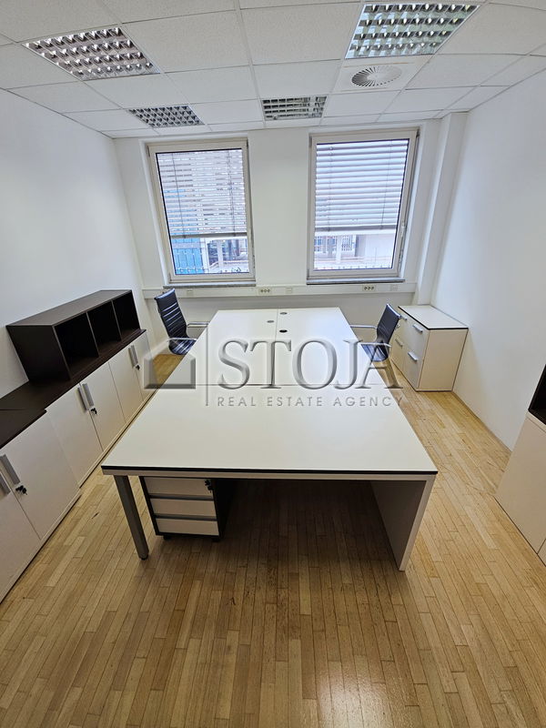 Lokacija: Ljubljana mesto, Šiška, Šiška