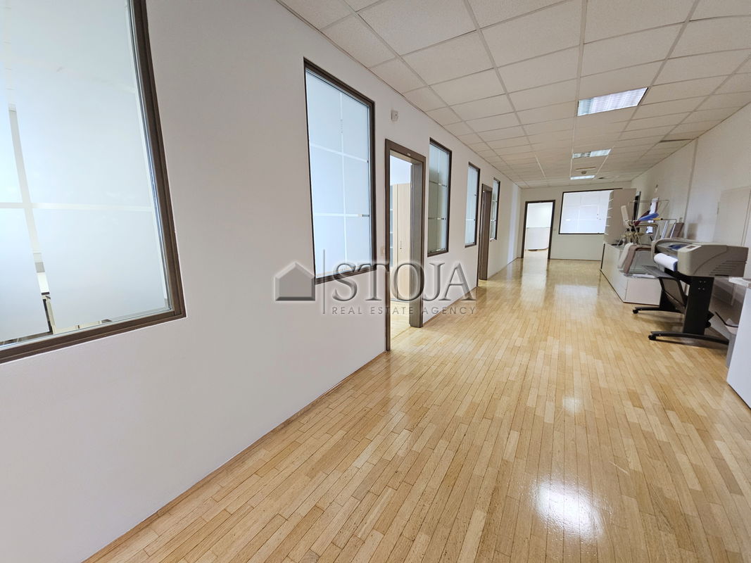 Lokacija: Ljubljana mesto, Šiška, Šiška