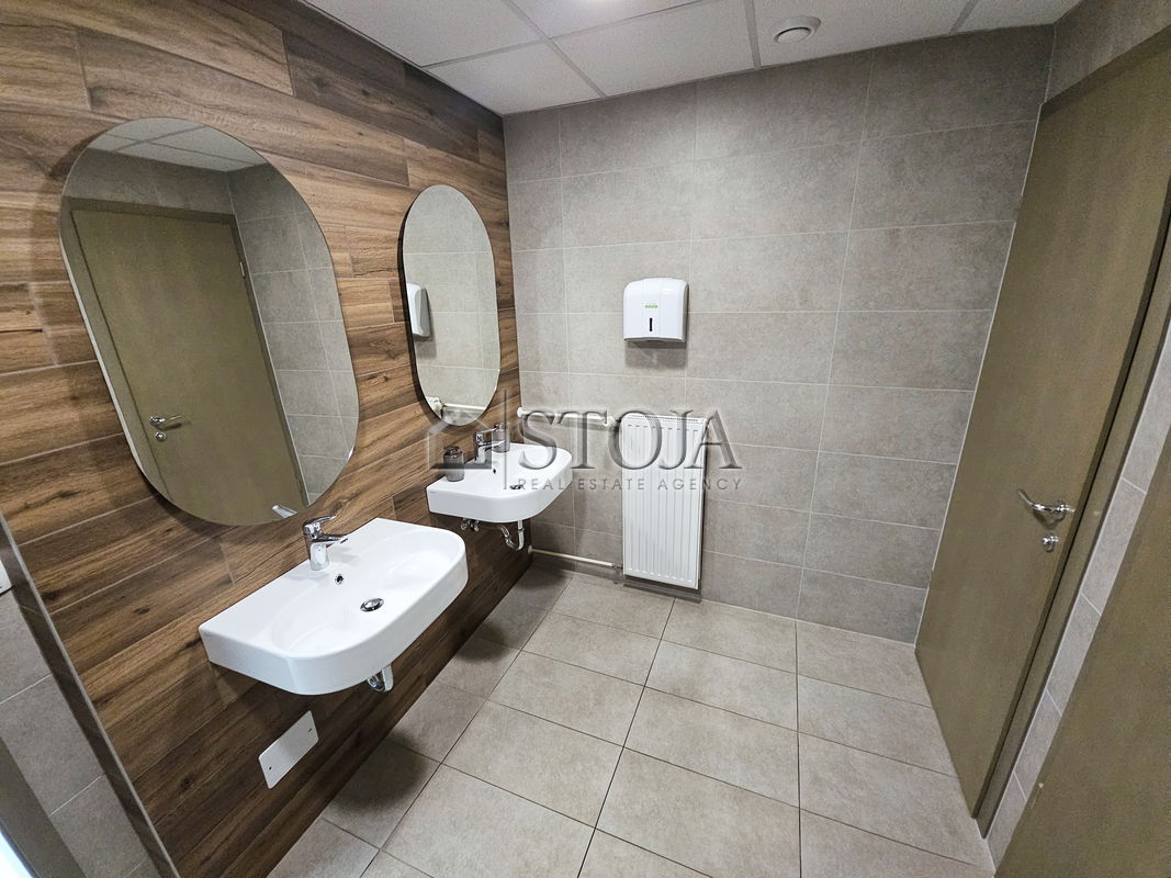 Lokacija: Ljubljana mesto, Šiška, Šiška