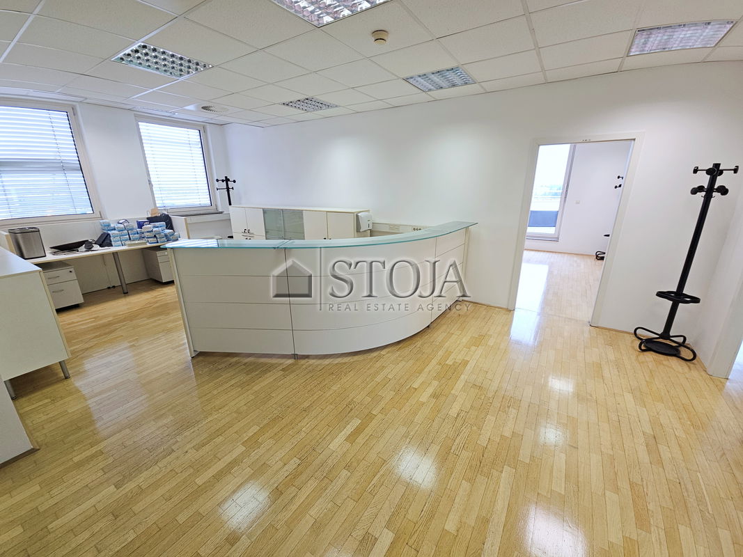 Lokacija: Ljubljana mesto, Šiška, Šiška