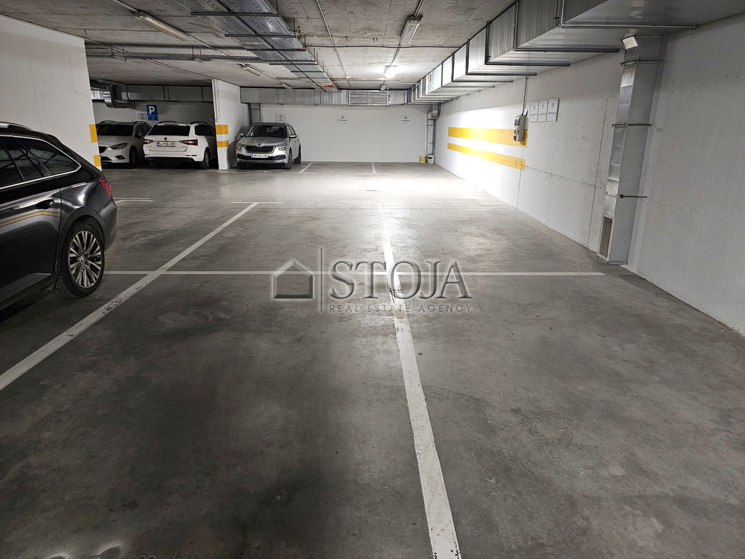 Location: Ljubljana City, Šiška, Šiška