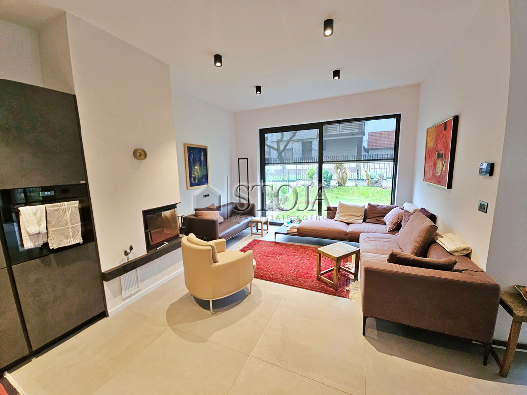 Location: Ljubljana City, Vič-Rudnik, Vrhovci