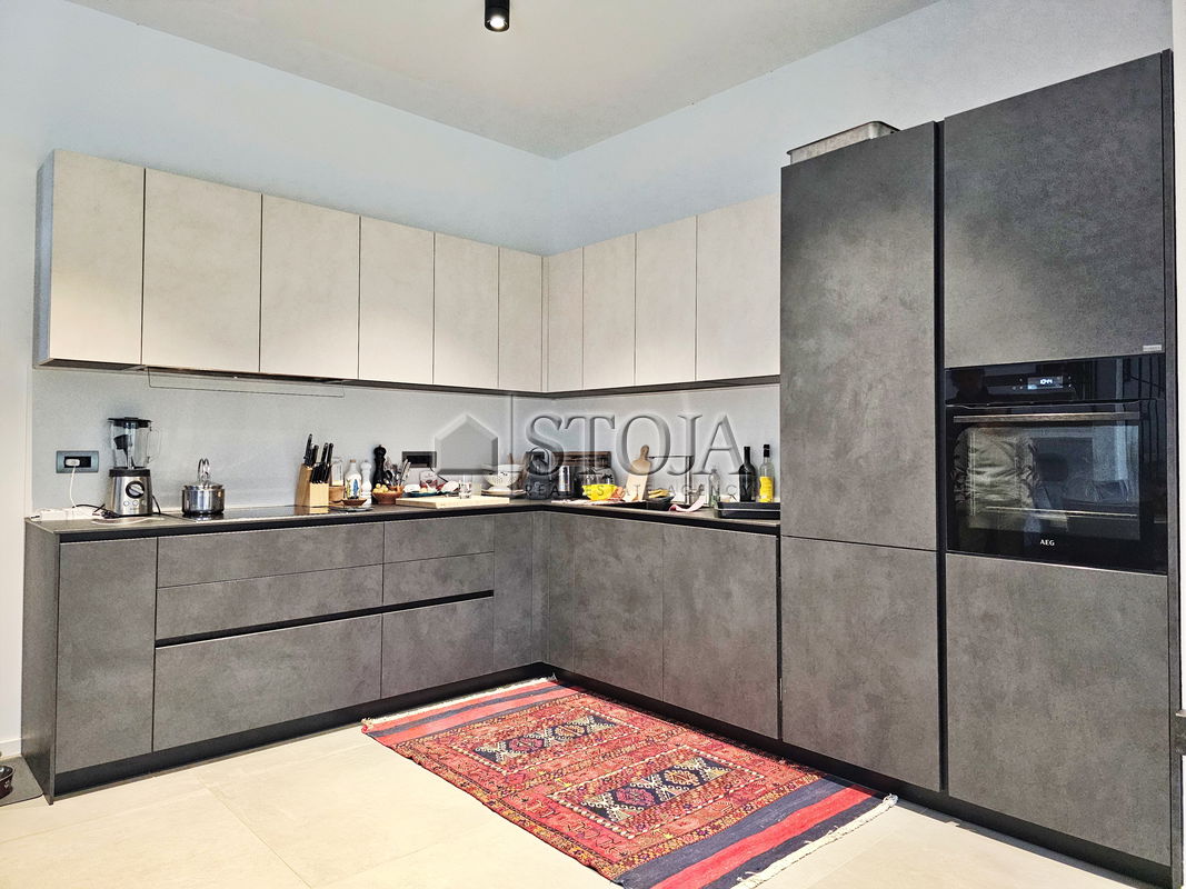 Location: Ljubljana City, Vič-Rudnik, Vrhovci