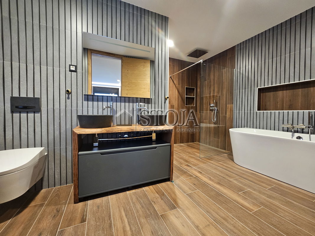 Location: Ljubljana City, Vič-Rudnik, Vič