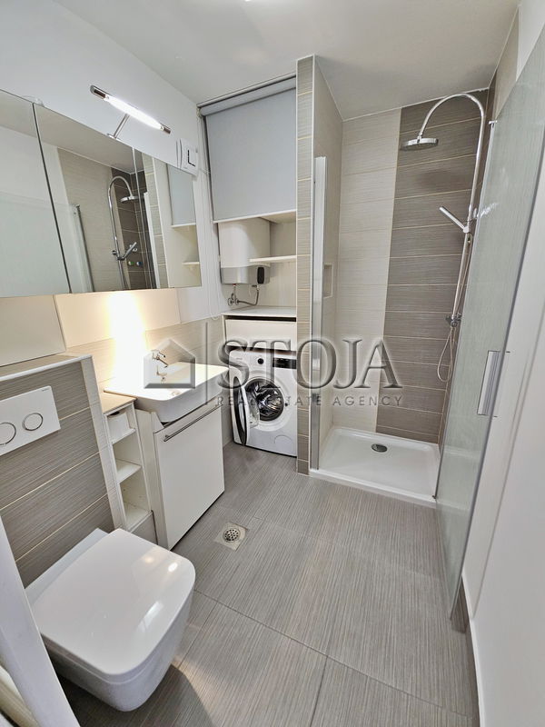 Location: Ljubljana City, Vič-Rudnik, Trnovo