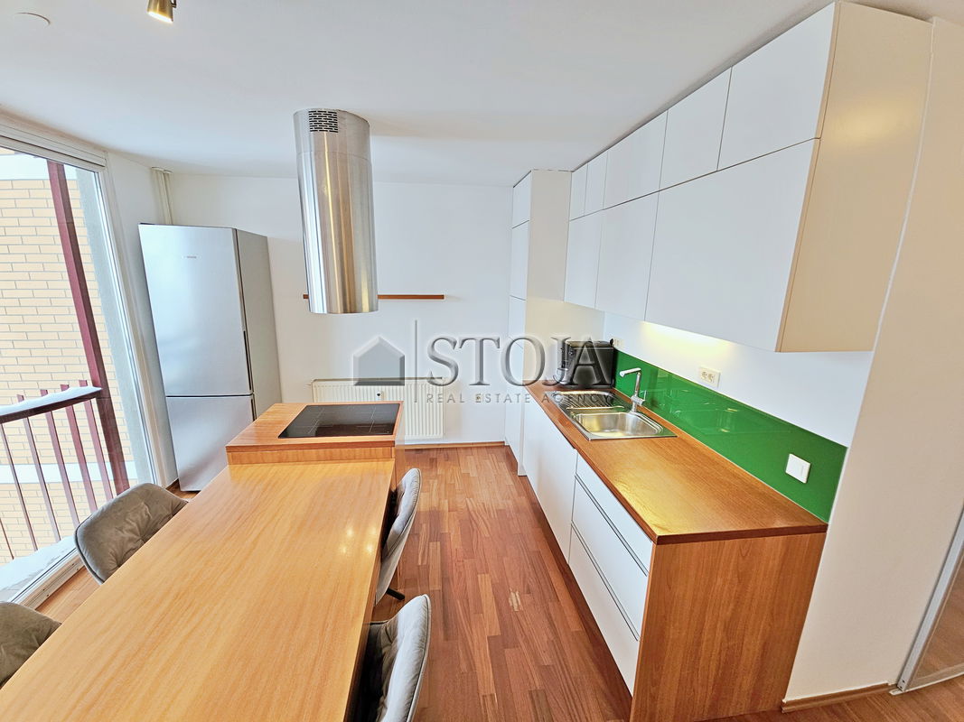 Location: Ljubljana City, Vič-Rudnik, Trnovo