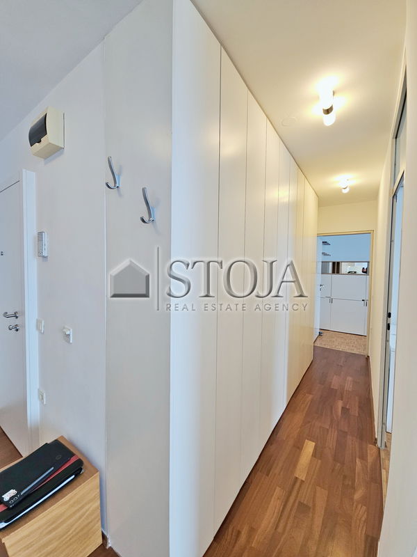 Location: Ljubljana City, Vič-Rudnik, Trnovo