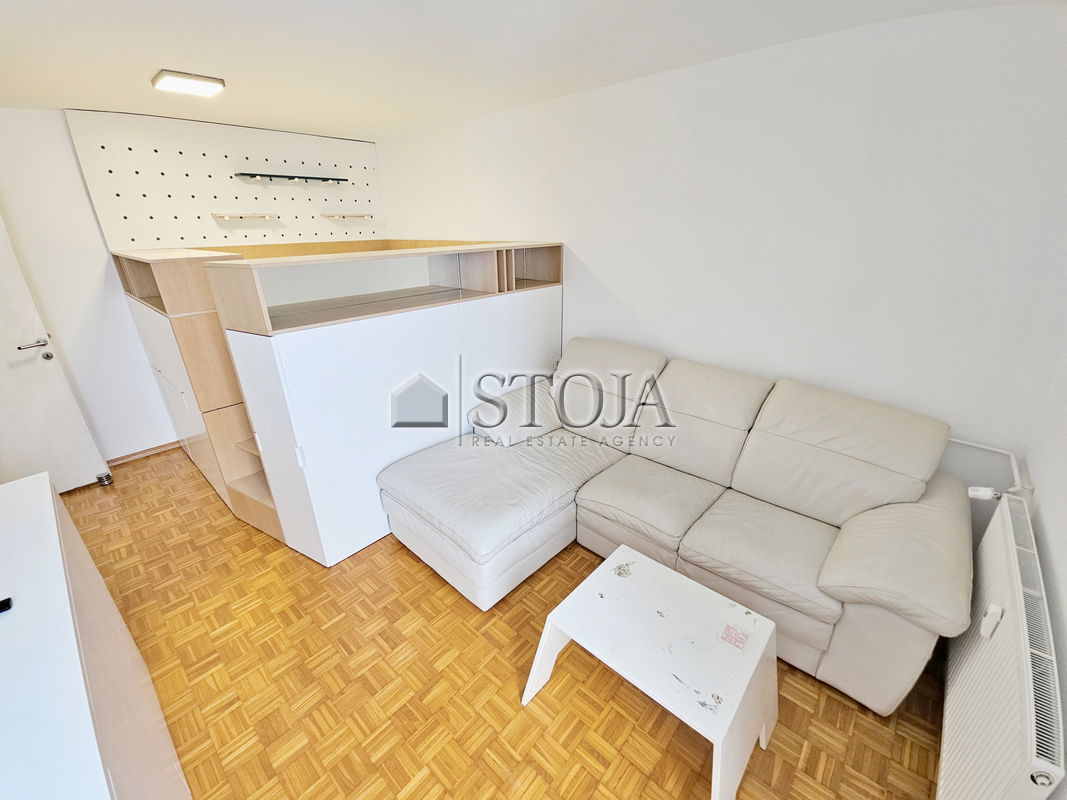 Location: Ljubljana City, Vič-Rudnik, Trnovo