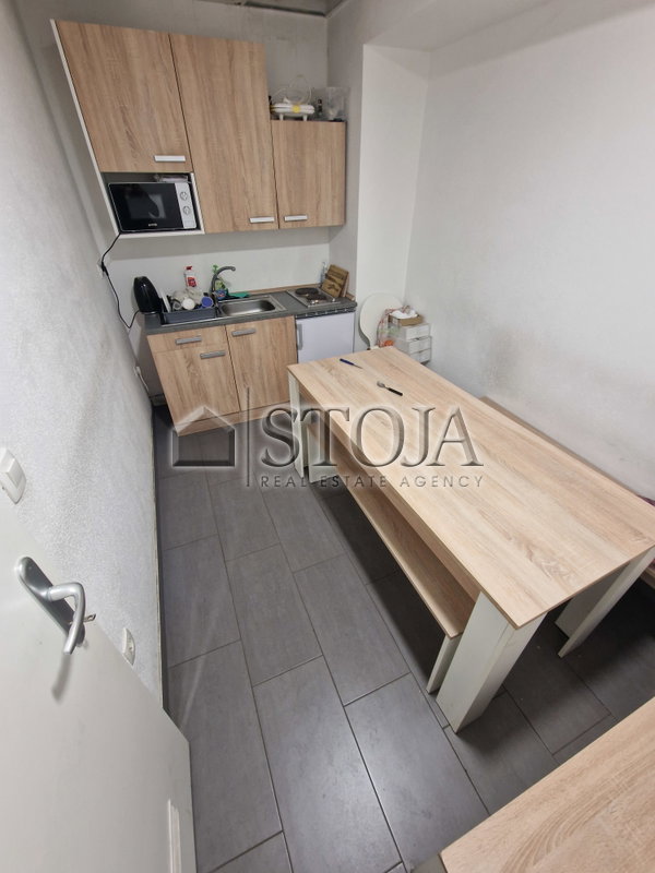 Lokacija: Gorenjska, Kranj, Kranj