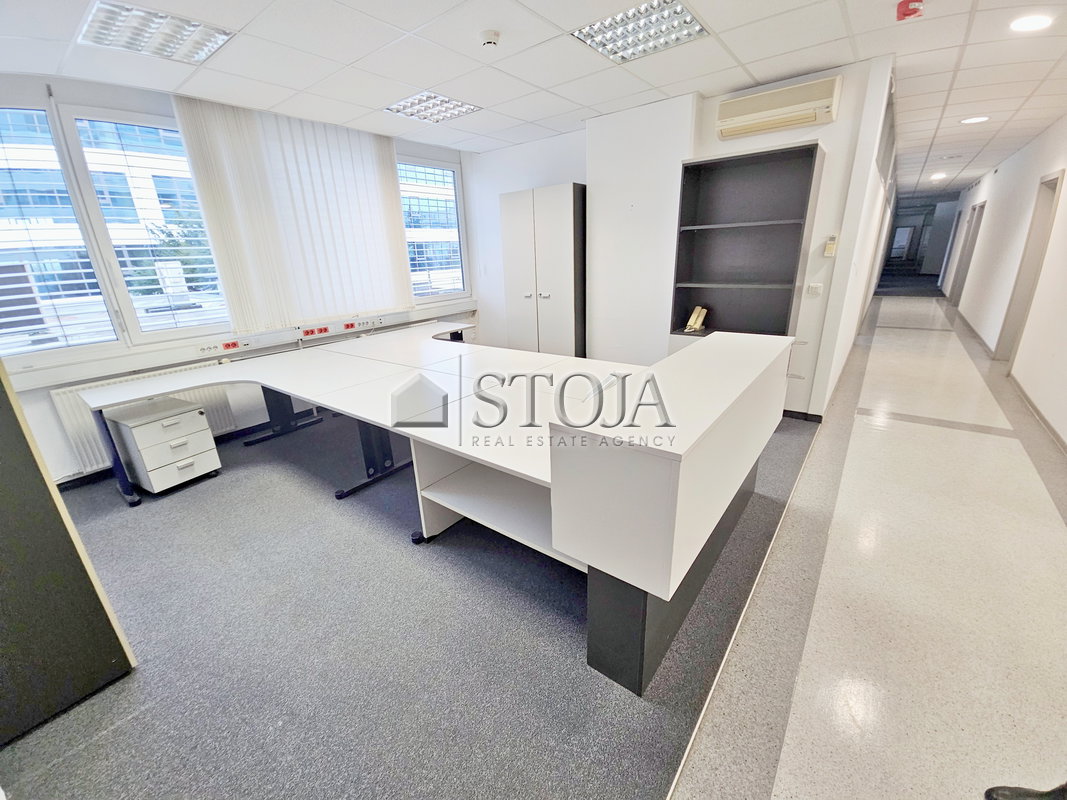 Lokacija: Ljubljana mesto, Moste-Polje, BTC