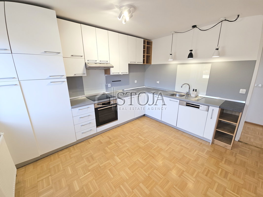 Location: Ljubljana mesto, Šiška, Vižmarje