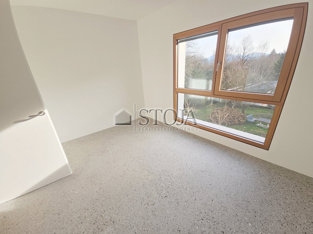 Location: Ljubljana mesto, Vič-Rudnik, Rožna dolina