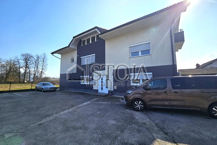 Location: Lubiana, Moste-Polje, Zadobrova