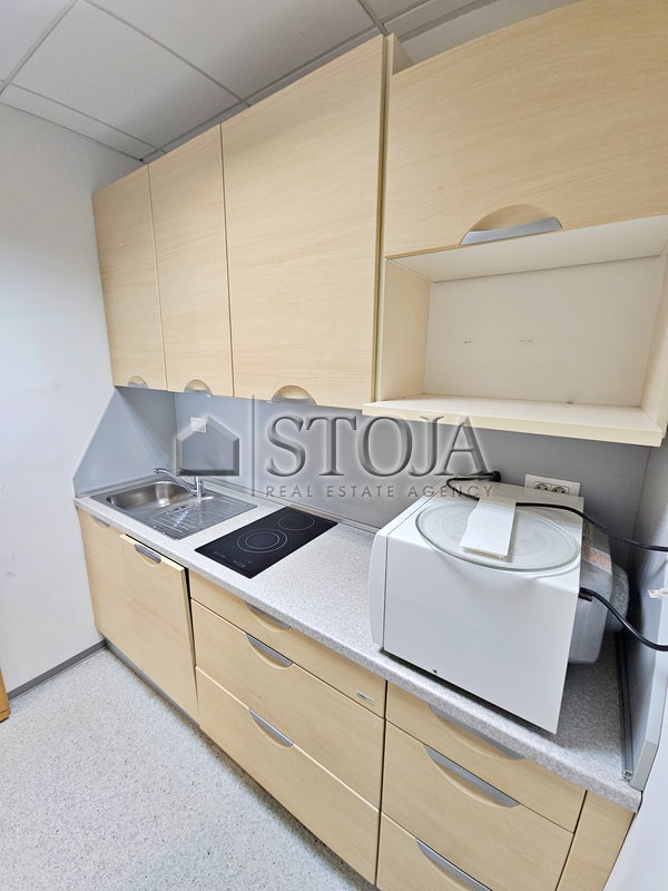 Lokacija: Ljubljana mesto, Moste-Polje, Moste