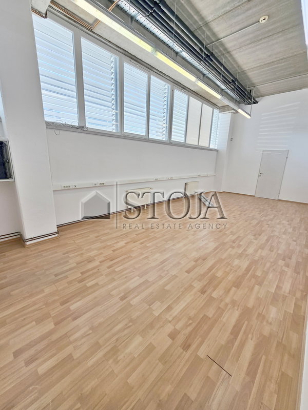 Location: Ljubljana okolica, Trzin, Trzin