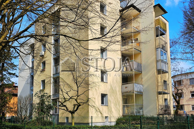Location: Lubiana, Bežigrad, Bežigrad