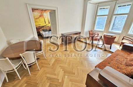 Location: Ljubljana mesto, Center, Center